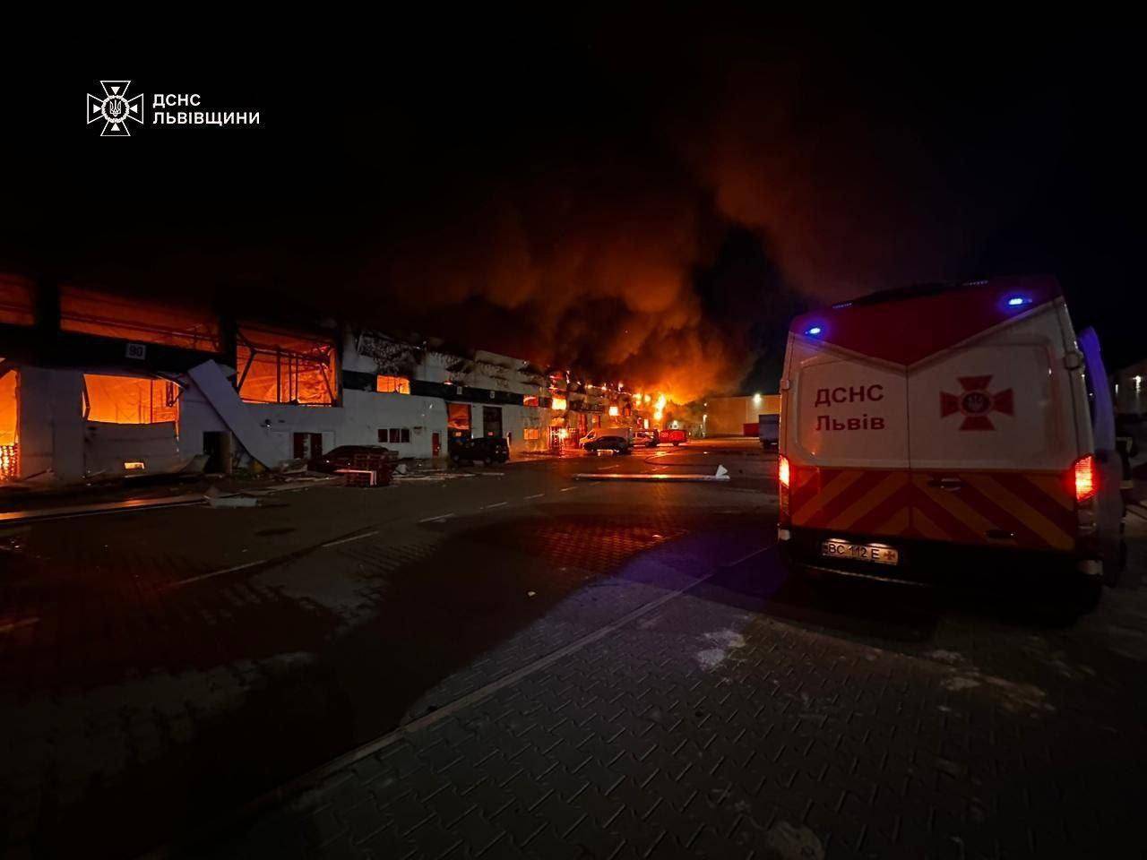 信用盘如何申请
_打掉牙往肚子里吞！俄军大轰炸信用盘如何申请
，美国强令投降，泽连斯基仍在嘴硬